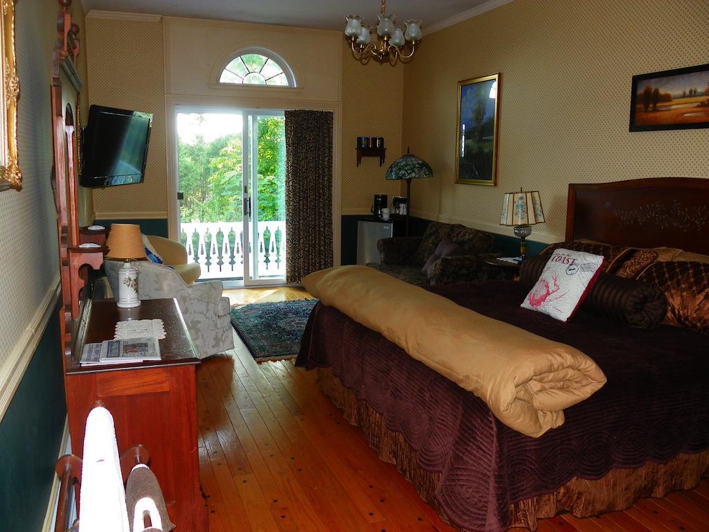 Homeport Historic Inn