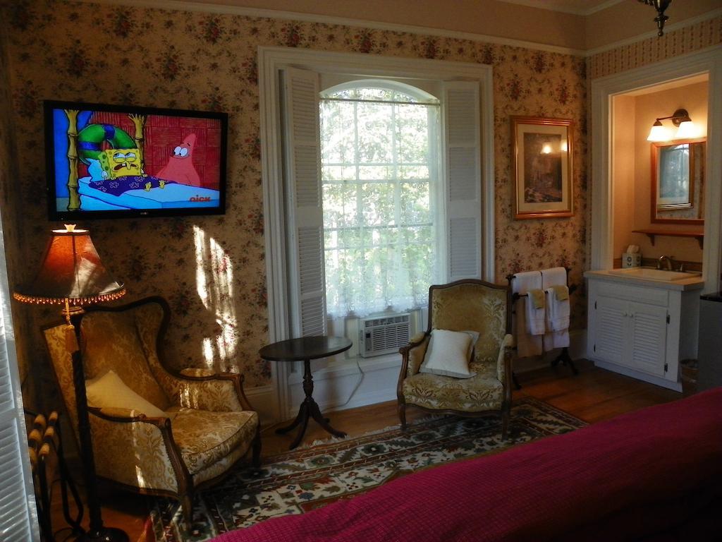 Inn Homeport Historic