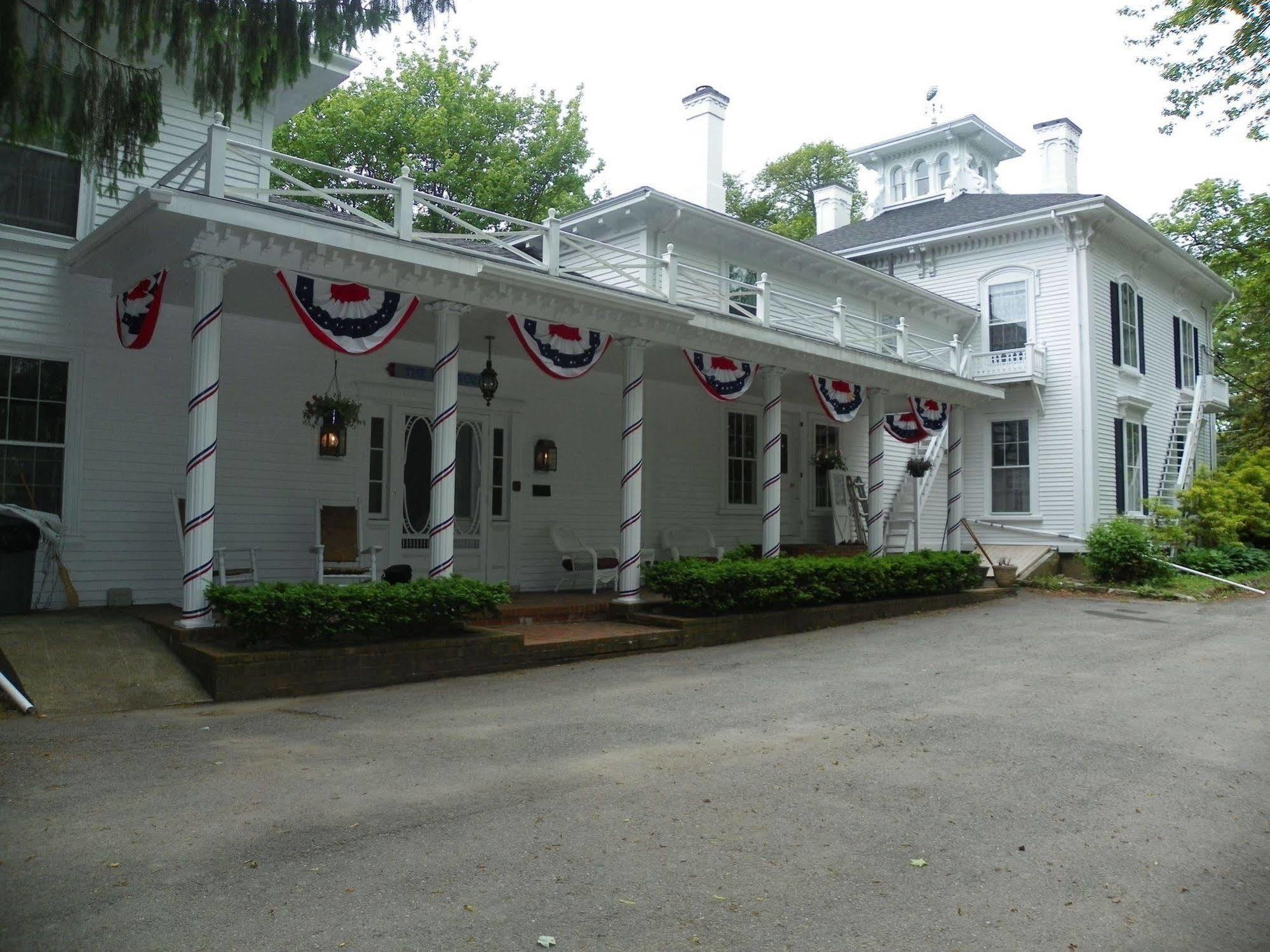 Inn Homeport Historic 3*